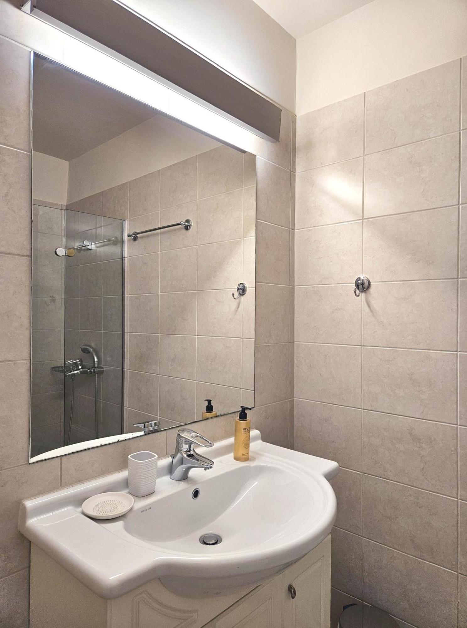 Lagonisi Beach House Kalivia Thorikou Habitación foto