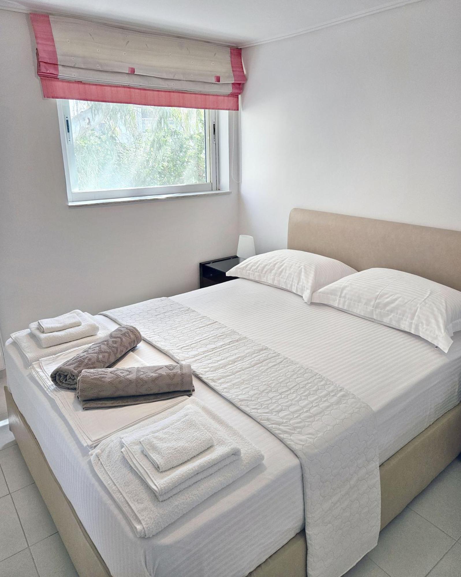 Lagonisi Beach House Kalivia Thorikou Habitación foto