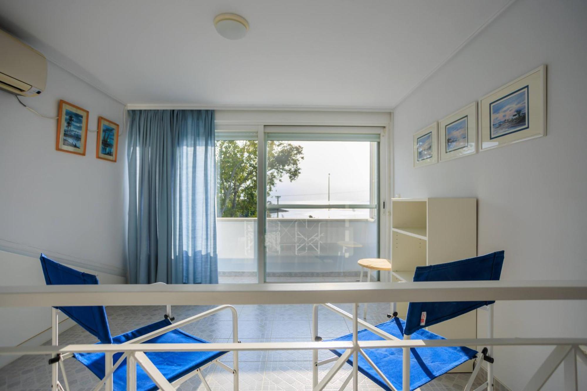 Lagonisi Beach House Kalivia Thorikou Habitación foto